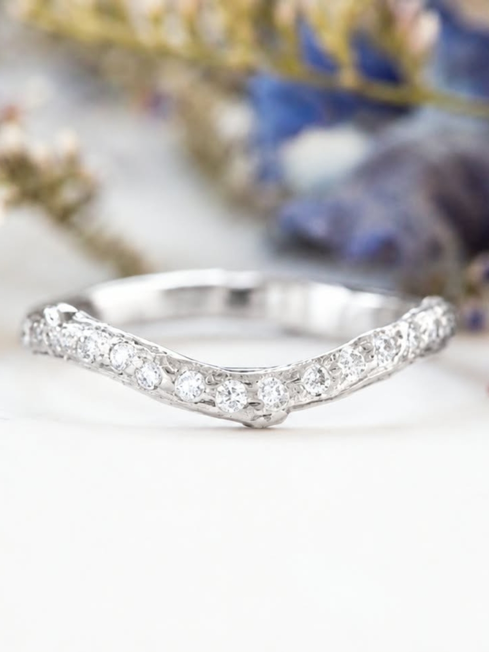 ✨ Chevron Woodland Band – Size 5.5 💍